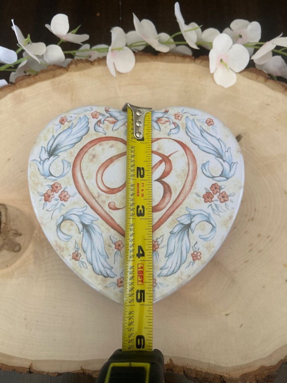 Brighton Heart-Shaped Tin Box Floral Heart Design Multicolor Decorative Gift - Picture 9 of 10